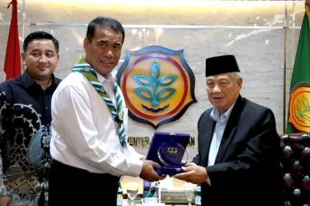 Cendekiawan Muslim: Mentan Amran Lanjutkan Jejak Keberhasilan Pangan Era Presiden Soeharto