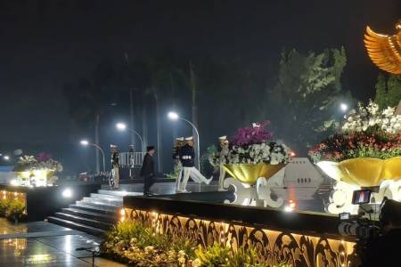 Presiden Prabowo Pimpin Ziarah Nasional dan Renungan Suci di TMP Kalibata