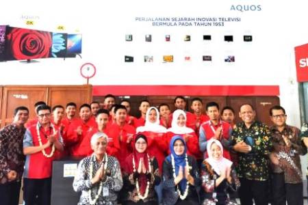 Sharp Class di SMKN 2 Yogyakarta Berikan Keterampilan Teknis dan Soft Skill