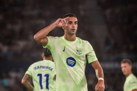 Liga Spanyol: Barcelona Menang Dramatis 3-2 atas Levanre