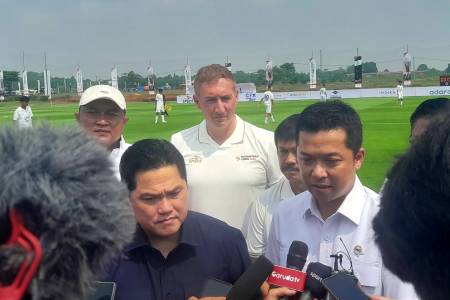 Wamenpora Taufik Hidayat dan Ketum  PSSI Erick Thohir Resmi Buka Turnamen Nusantara Open 2025  