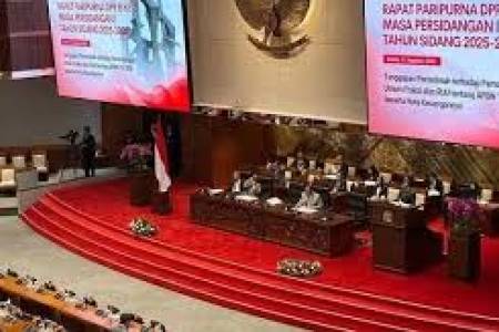 DPR Sahkan UU Haji dan Umrah, BP Haji Kini Jadi Kementerian