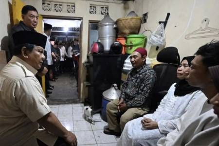 Presiden Prabowo Melayat ke Rumah Duka Affan Kurniawan