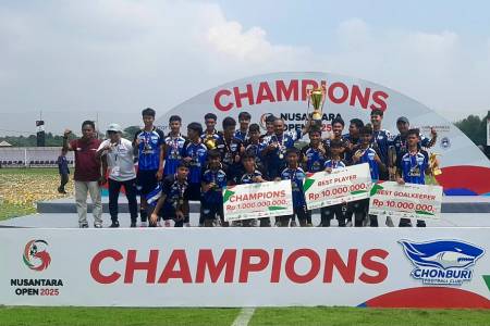 Chonbury FC dari Thailand, Juara Nusantara Open U-16  2025, Bawa Hadiah 1 Milyar Rupiah
