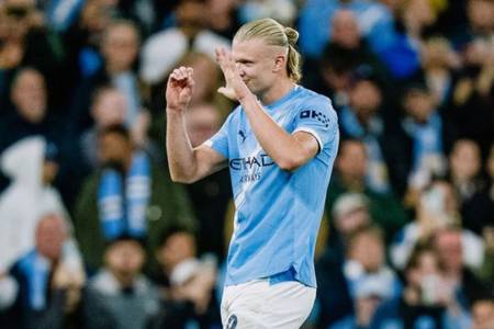 The Citizen Hajar Napoli 2-0, Haaland Pecahkan Rekor 50 Gol Tercepat di Liga Champions