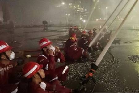 Polres Amankan Kilang Pertamina Dumai yang Terbakar
