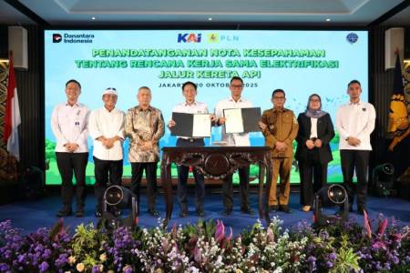 Kolaborasi PLN – KAI, Siap Elektrifikasi Jalur Kereta Indonesia