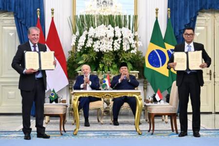 Percepat Transisi Energi PLN Ajak Perusahaan Brasil Kembangkan PLTA 