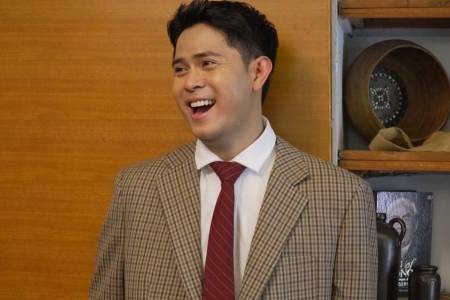 Cakra Khan Ungkap Cinta Tak Bisa Dipaksa, Lewat Single "Tak Sejalan"