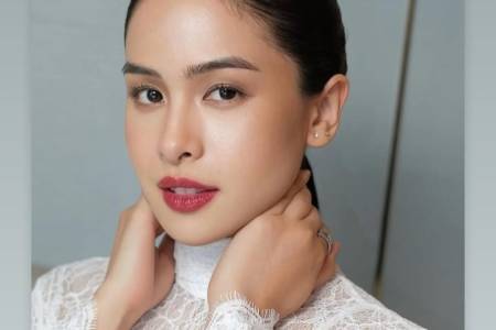 Maudy Ayunda Tampilkan "The Brightest Smile" di Panggung JFW 2026