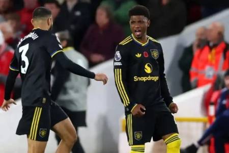 MU Ditahan Imbang  Nottingham Forest 2-2 di City Ground