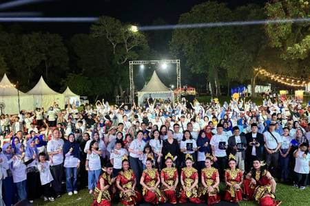 Pesta Rakyat DEP Satu Dekade: Satu Perjalanan, Seribu Inspirasi di Candi Prambanan