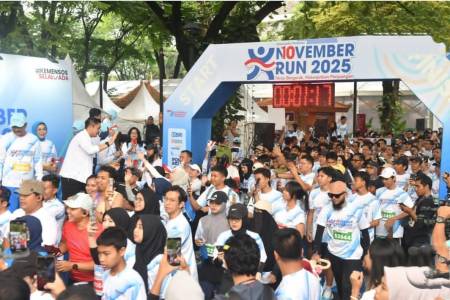 Sambut Hari Pahlawan Kemensos Gelar November Run Dipimpin Menseskab Letkol Teddy