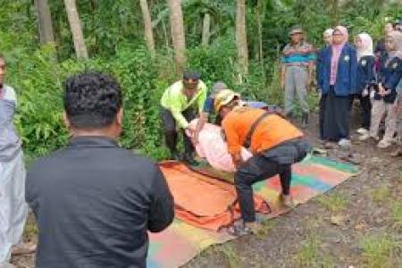 Enam Mahasiswa UIN Semarang Hanyut di Sungai