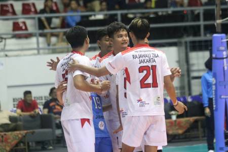 Cuma Diperkuat 8 Pemain, Rajawali Tundukkan Teratai pada Laga Perdana Piala Ketum PP PBVSI
