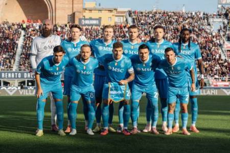 Kandaskan Atalanta, 3-1, Napoli ke Puncak Klasemen Sementara Liga Italia