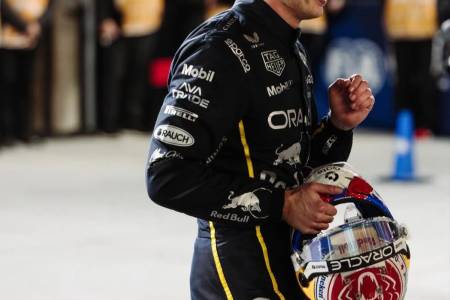 Max Rajai Vegas, Duo McLaren Didiskualifikasi