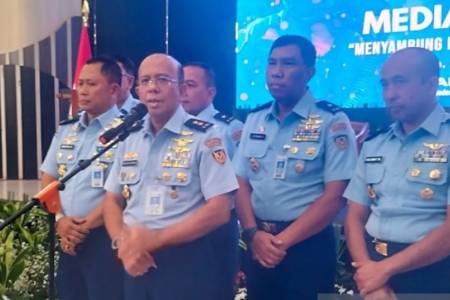 Banjir Sumut, TNI AU Kirim Genset dan Starlink ke Lokasi