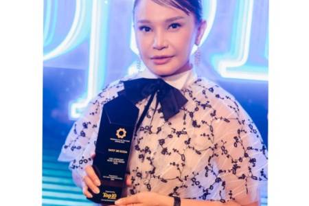 Kebanggaan Rossa Raih Penghargaan Asia Legendary Music Icon Award 2025 di Malaysia