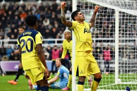 Liga Inggrs: Cristian Romero Cetak 2 Gol, Spurs Selamat dar Kekalahan dari Tuan Rumah Newcastle