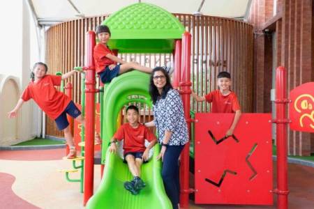 Sinergi Orang Tua dan Sekolah Hadapi Tantangan Akademik Anak di Setiap Jenjang Pendidikan