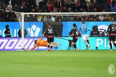 Napoli ke Final Piala Super Italia 2025 Usai Jinakan AC Milan 2-0