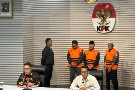 OTT KPK: Bupati Bekasi dan Ayahnya Jadi Tersangka