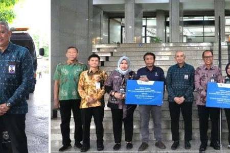 BI Jatim Hibahkan Kendaraan Dinas kepada Lembaga Pendidikan dan Sosial