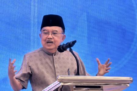 Pesan Jusuf Kalla:  Ramadhan Harus Dorong Kehati-hatian dan Penguatan Ekonomi Masyarakat