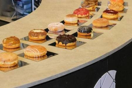 Donat Bercita Rasa Khas Bali Angkat Kekayaan Rasa Nusantara