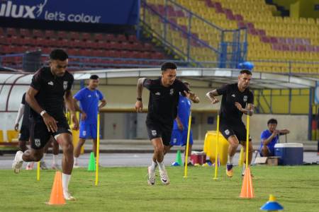 Jelang Laga Semen Padang vs Malut: Hendri Susilo: Adaptasi di Bulan Ramadan Menjadi Kunci