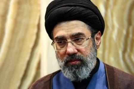 Mojtaba Khamenei Resmi Jadi Pemimpin Tertinggi Iran Gantikan Ali Khamenei