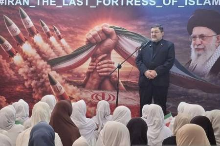 Kenang Syahidnya 175 Siswi Iran, Kedubes Iran Santuni 200 Siswi RI