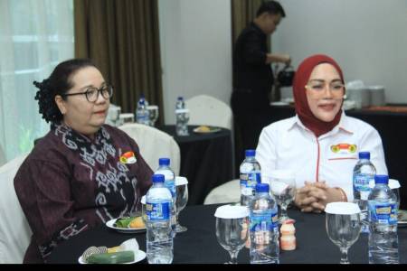 Karina De Vega: NTB Siap Gelar Angkat Besi PON 2028