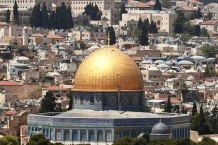 Zionis Israel Larang Shalat Idul Fitri di Masjid Al-Aqsa