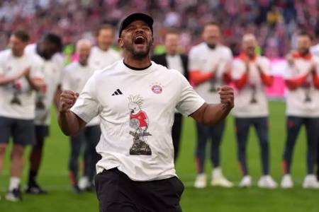 Bayern Muenchen juara Bundesliga 2025/26