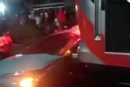 Taksi Diduga Penyebab Tabrakan KRL di Bekasi, Ini Penjelasan Green SM