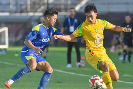 Derby Jatim BRI Super League: Persebaya Unggul , Sikat Arema FC 4-0