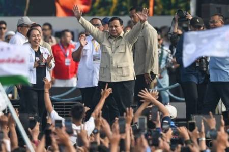 Presiden Prabowo Hadiri Hari Buruh di Monas, Ini Kata Menbud Fadli Zon