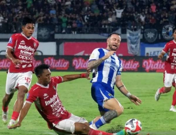 BRI Super League 2025: Tuan Rumah Bali United Keok 0-1 oleh Persib Bandung