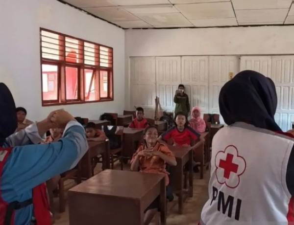 Di Tapanuli Tengah, PMI Sumut Hadirkan Senyuman Siswa Pasca Bencana