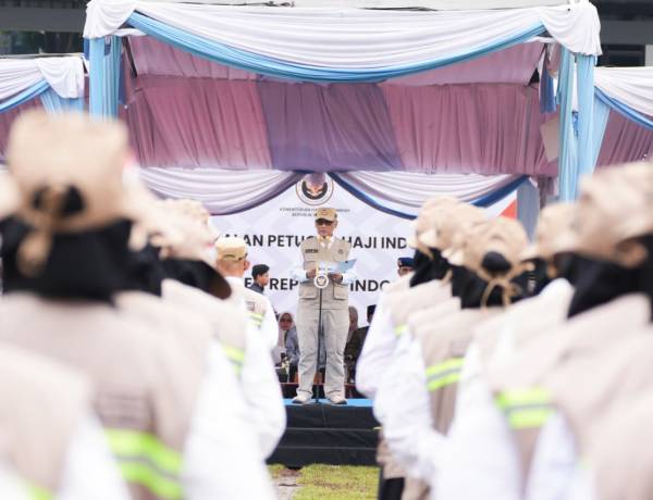 Pesan Menteri Haji Gus Irfan ke Petugas Haji 2026 :  Layanan Harus Berstandar Tinggi, Bawa Nama Baik Negara