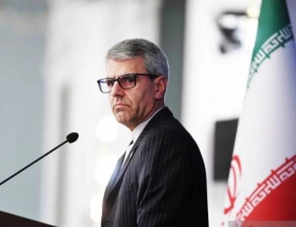 Kemlu Iran Ungkap Teheran Miliki Hak Sah Serang Semua fasilitas AS, Israel