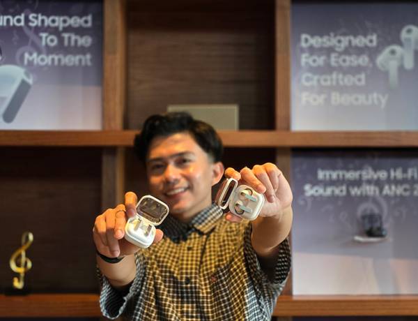 Samsung Luncurkan Galaxy Buds4 Series, TWS Cerdas dengan Integrasi AI