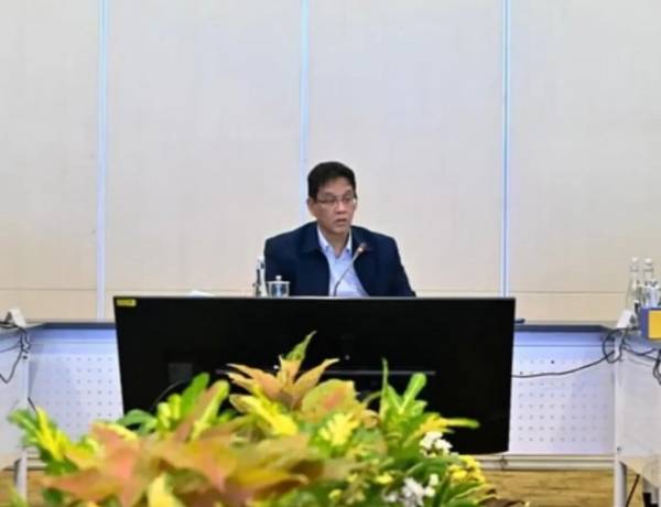 Menkeu: Harga BBM Bersubsidi Tak Naik Sampai Akhir Tahun