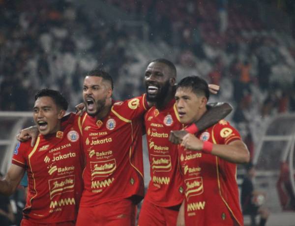 Hasil Babak Pertama: Penalti Ellano Bawa Persija Unggul 1-0 atas Persebaya