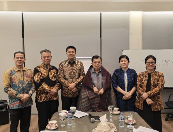 Ephorus HKBP Temui Jusuf Kalla, Bahas Toleransi dan Isu Ceramah UGM